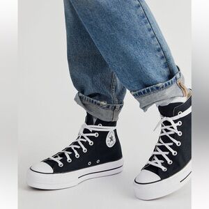 Chuck Taylor All Star Lift Hi-Top Sneaker